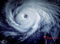 Тайфуны рушат планы перевозчиков из Китая