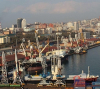 Порт Владивосток модернизирует портальные краны
